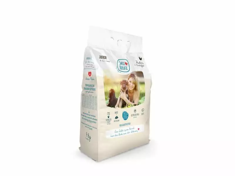 Swiss Natural Halbfeuchtfutter Junior Soft Huhn & Kartoffeln, 4 kg 1 Swiss Natural Halbfeuchtfutter Junior Soft Huhn & Kartoffeln, 4 kg