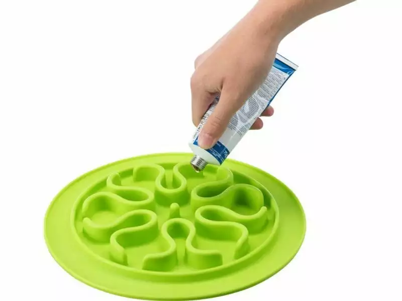 Trixie Futtermatte Slow Feed Silikon, Ø 24 cm 3 Trixie Futtermatte Slow Feed Silikon, Ø 24 cm - Image 3