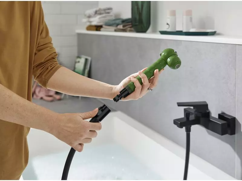 Hansgrohe Schnellkupplung-Set für Duschbrausen, Schwarz 4 Hansgrohe Schnellkupplung-Set für Duschbrausen, Schwarz - Image 4