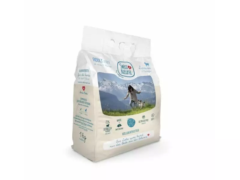 Swiss Natural Halbfeuchtfutter Soft Adult Mini Lamm & Kartoffeln, 1 kg 1 Swiss Natural Halbfeuchtfutter Soft Adult Mini Lamm & Kartoffeln, 1 kg